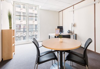 Rent a Meeting rooms  in Paris 8 Champs-elysées - Multiburo